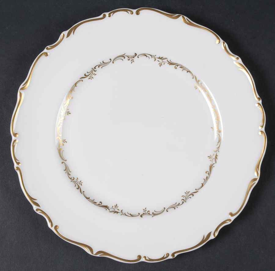 Richelieu Luncheon Plate by Royal Doulton-1
