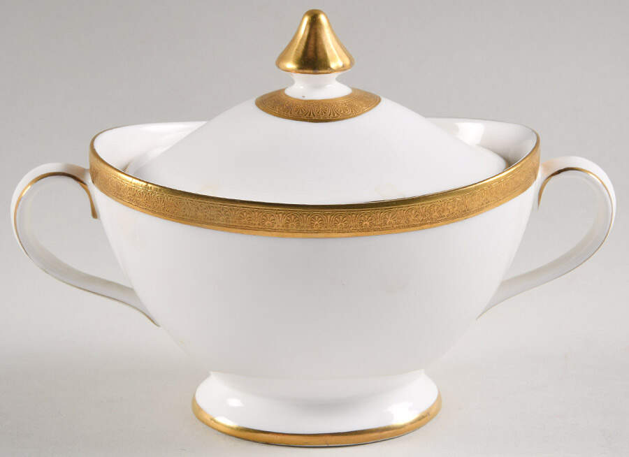 Royal Gold Sugar Bowl & Lid by Royal Doulton-1
