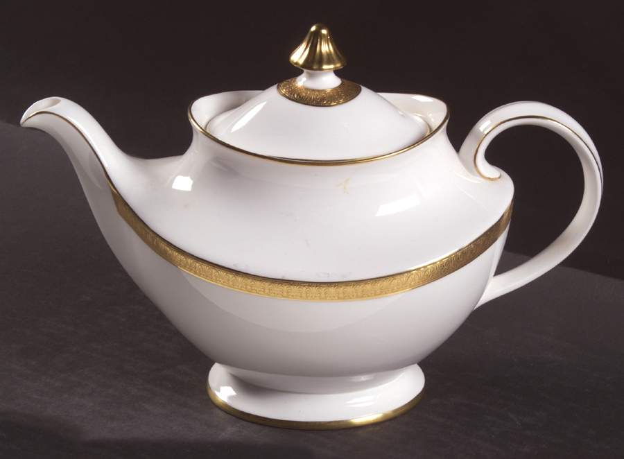 Royal Gold Teapot & Lid by Royal Doulton-1
