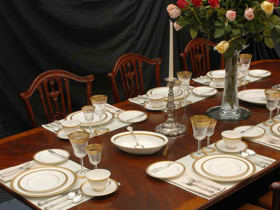 Royal Gold 42 Piece Estate Set by Royal Doulton-1