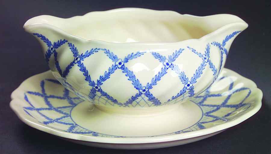 Romney Blue Gravy Boat with Attached Underplate by Royal Doulton-1
