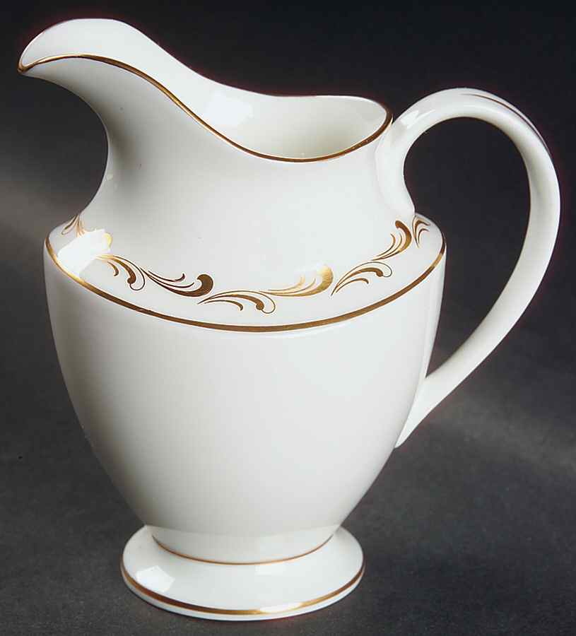 Rondo Creamer by Royal Doulton-1