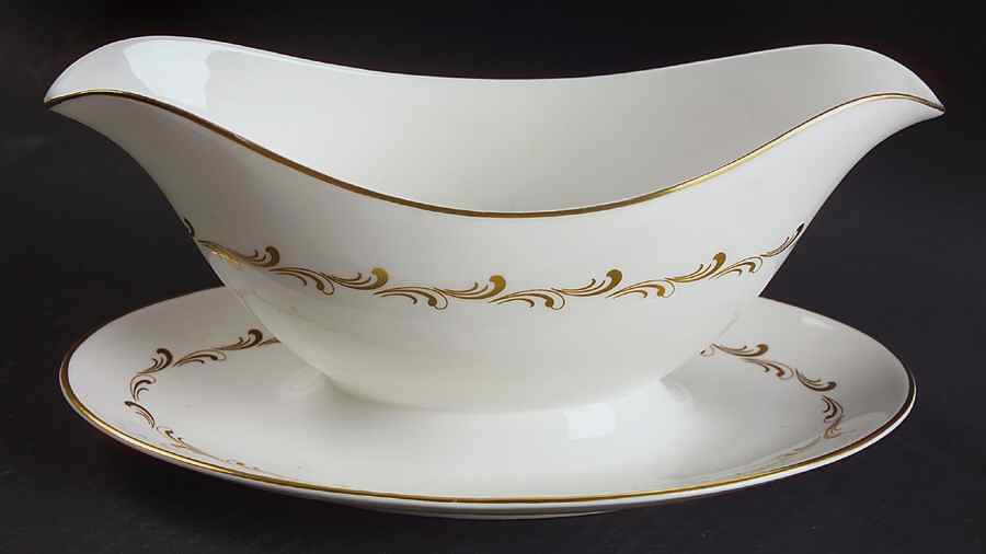 Rondo Gravy Boat with Attached Underplate by Royal Doulton-1