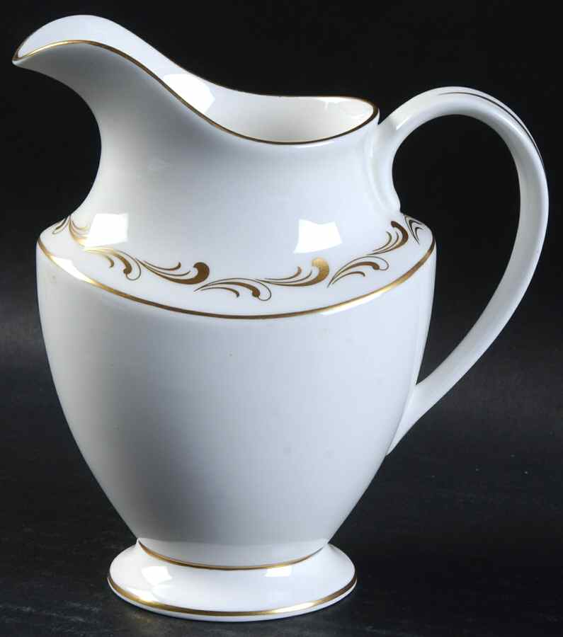 Rondo Creamer by Royal Doulton-1
