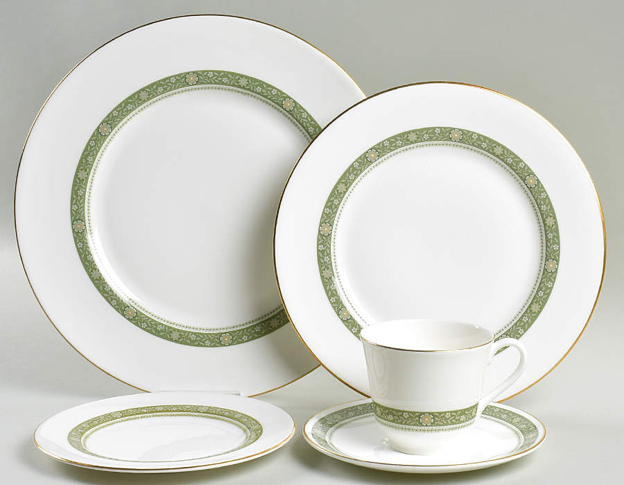 Rondelay (Concord Shape) 40 Piece Estate Set by Royal Doulton-1