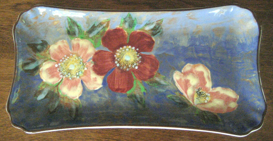 Roses-G 10" Rectangular Tray by Royal Doulton-1