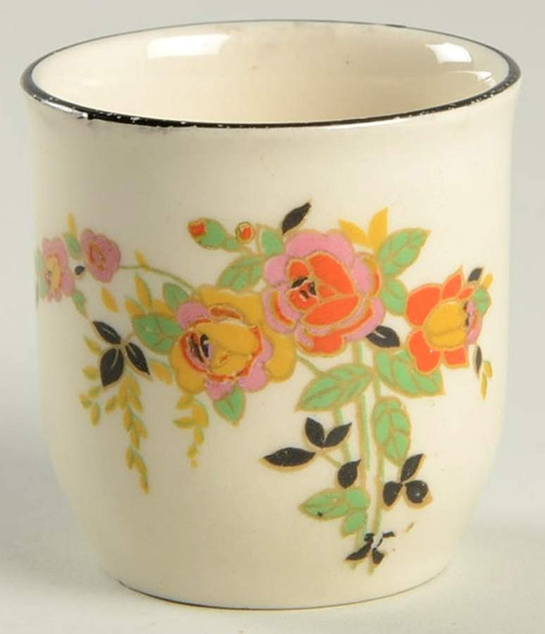Rosslyn (Roses, Black Trim) Single Egg Cup by Royal Doulton-1