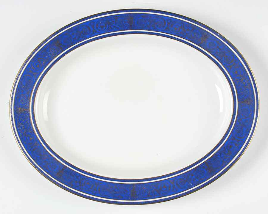 Royal Windsor 13" Oval Serving Platter by Royal Doulton-1