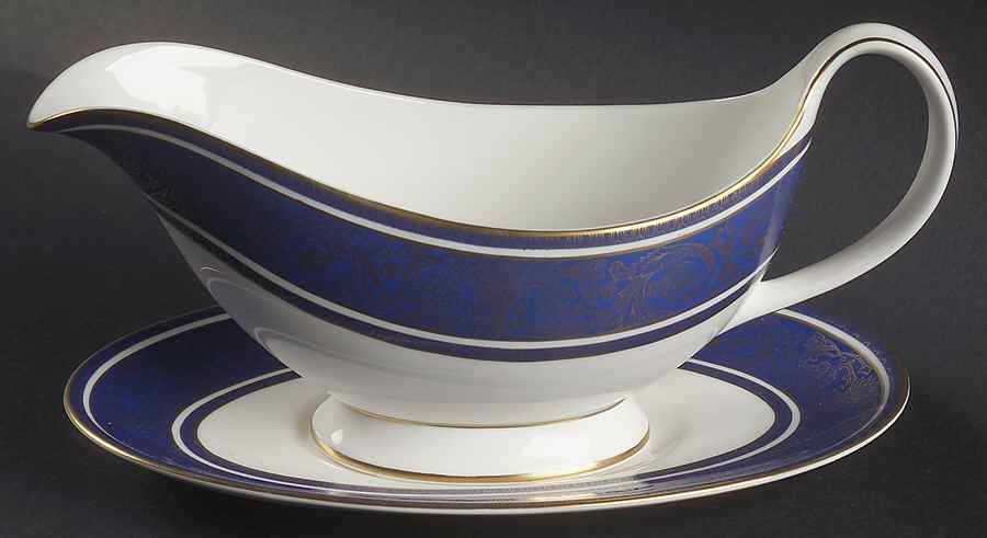 Royal Windsor Gravy Boat & Underplate by Royal Doulton-1