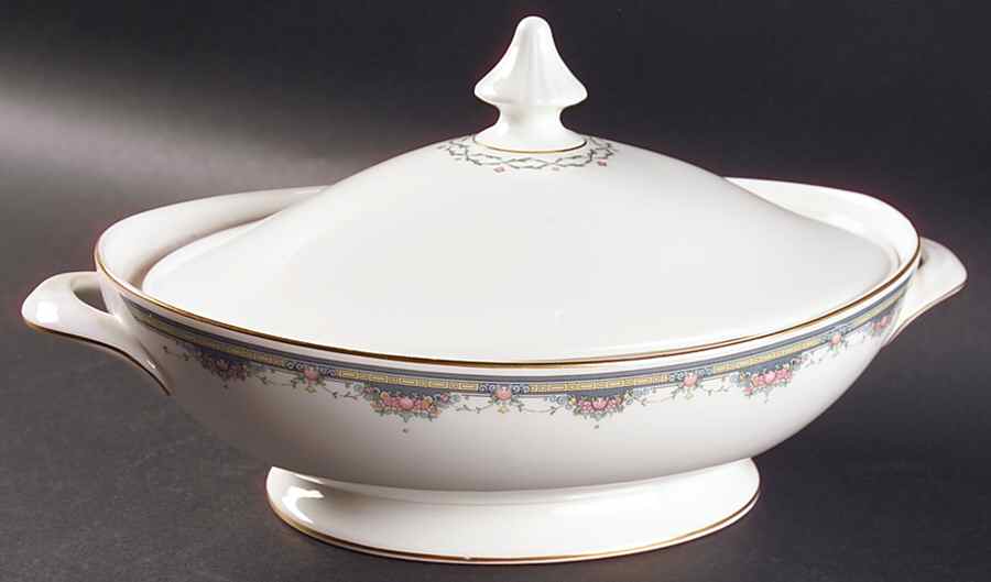 Salisbury Oval Covered Vegetable by Royal Doulton-1