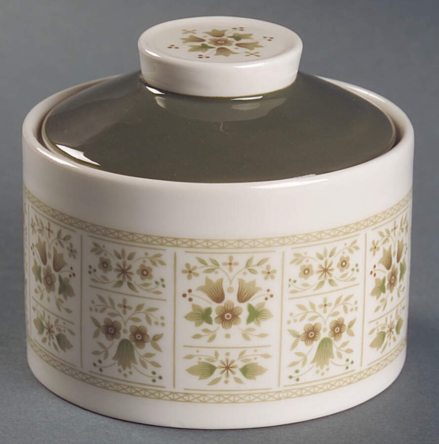 Samarra Sugar Bowl & Lid by Royal Doulton-1