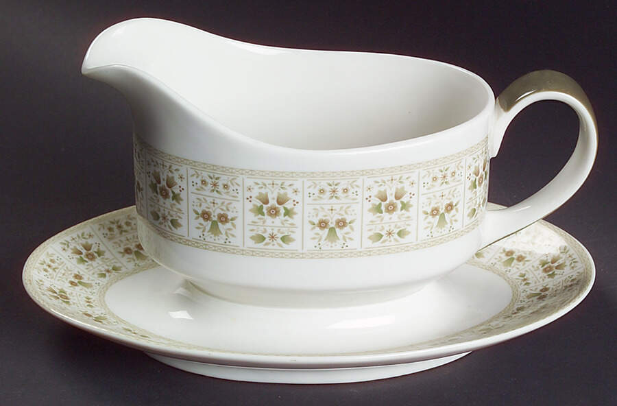 Samarra Gravy Boat with Attached Underplate by Royal Doulton-1