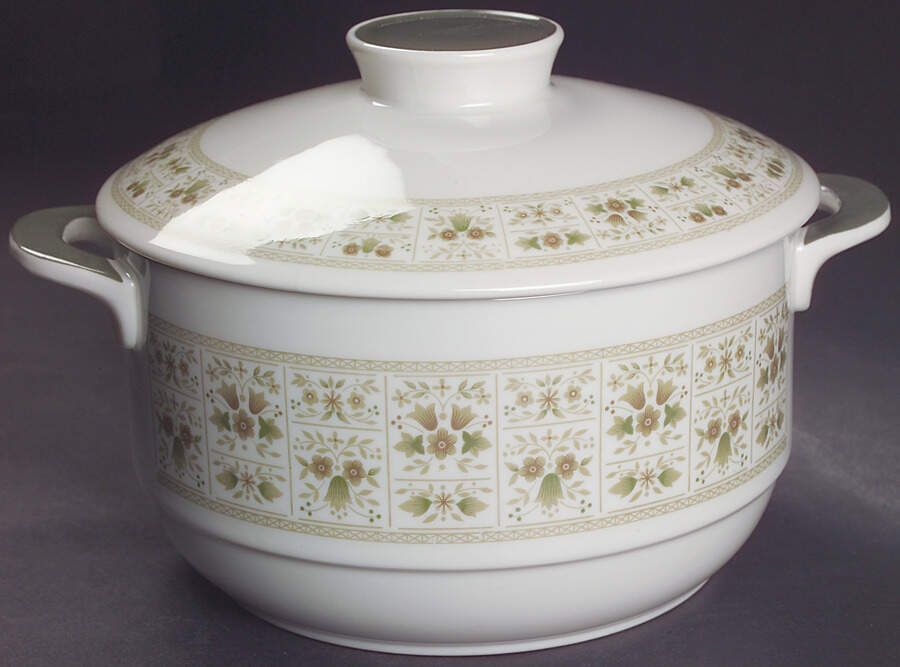 Samarra 1 Qt Round Covered Casserole by Royal Doulton-1