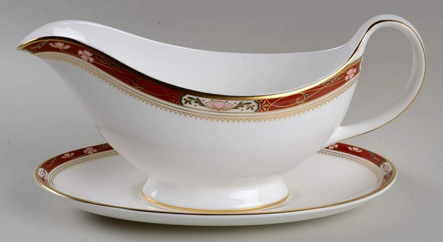 Sandon Gravy Boat & Underplate by Royal Doulton-1