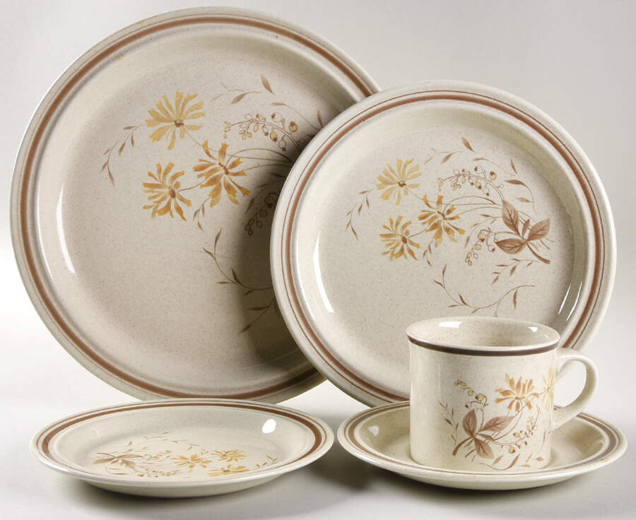 Sandsprite (Double Line Brown Trim) 5 Piece Place Setting by Royal Doulton-1