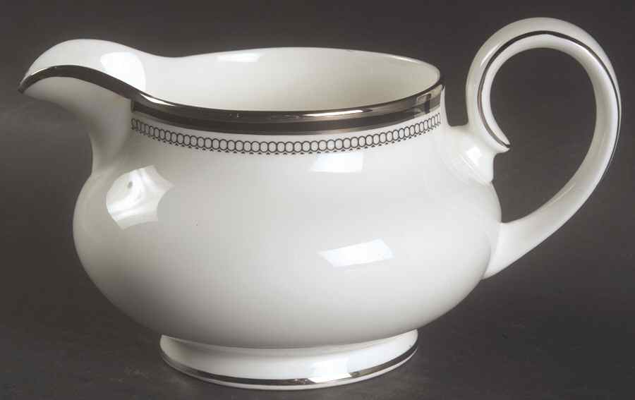 Sarabande Round Gravy Boat by Royal Doulton-1