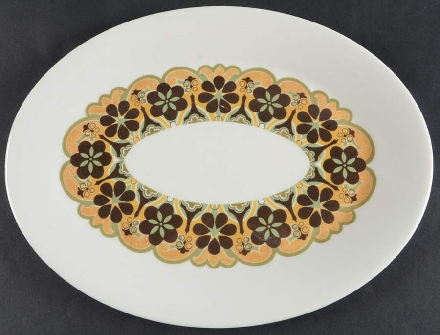 Segovia 13" Oval Serving Platter by Royal Doulton-1