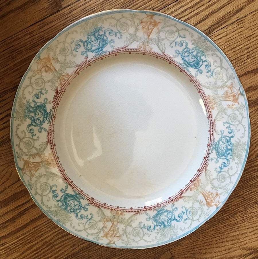 Selborne Dinner Plate by Royal Doulton-1