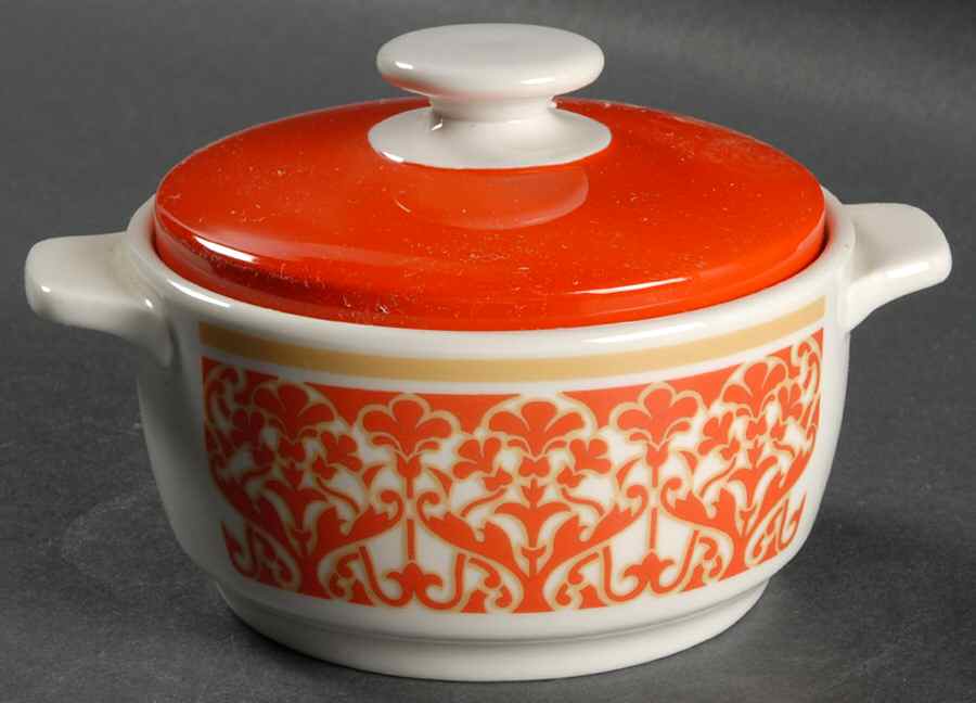 Seville Individual Casserole & Lid by Royal Doulton-1