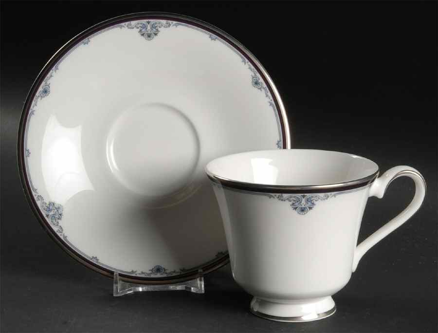 Sheridan Footed Cup & Saucer Set by Royal Doulton-1