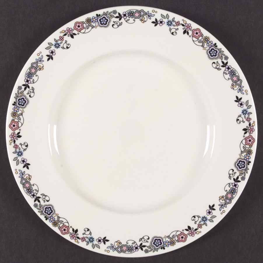 Sherwood Dinner Plate by Royal Doulton-1