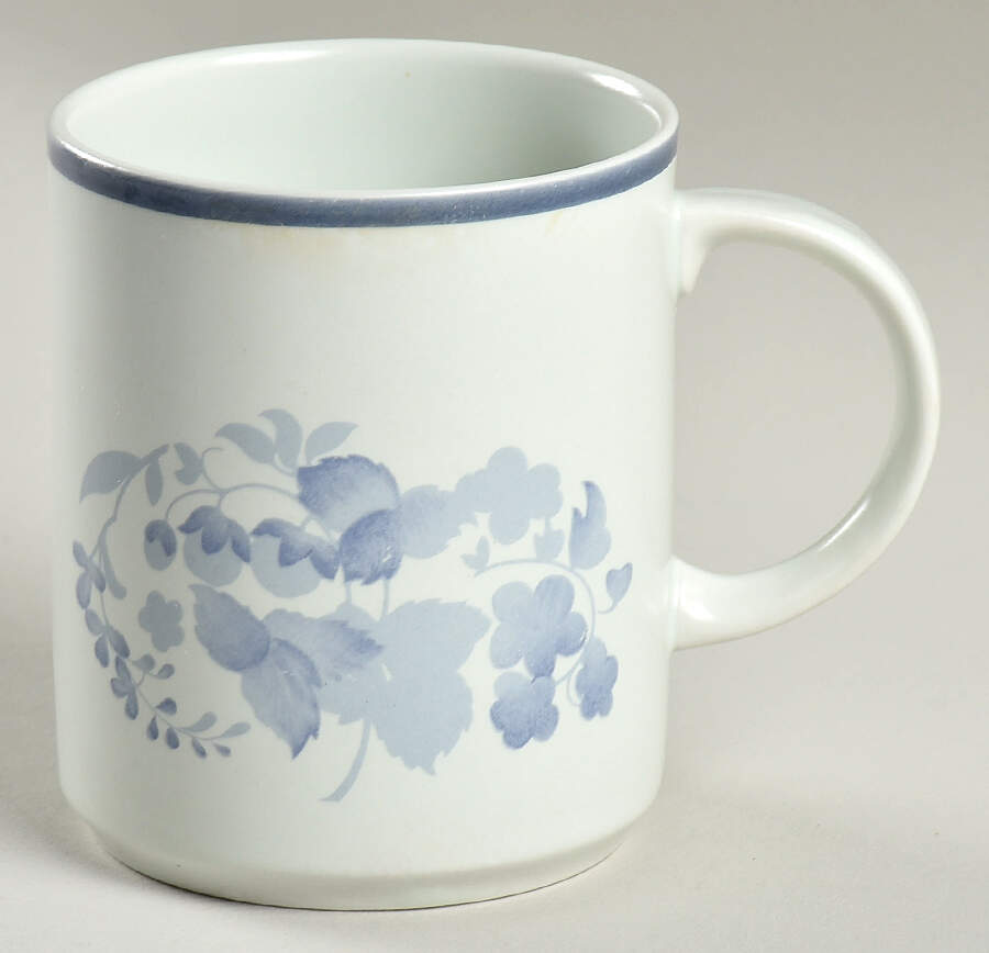 Shadow Play Mug by Royal Doulton-1