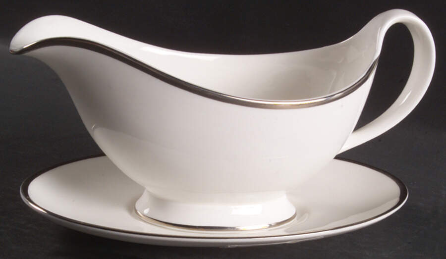 Signet Gravy Boat & Underplate by Royal Doulton-1