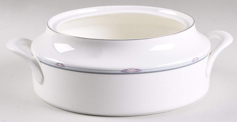 Simplicity Round Vegetable No Lid by Royal Doulton-1