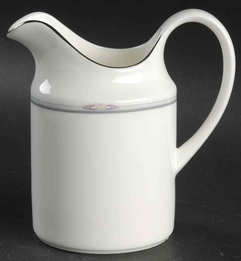 Simplicity Creamer by Royal Doulton-1