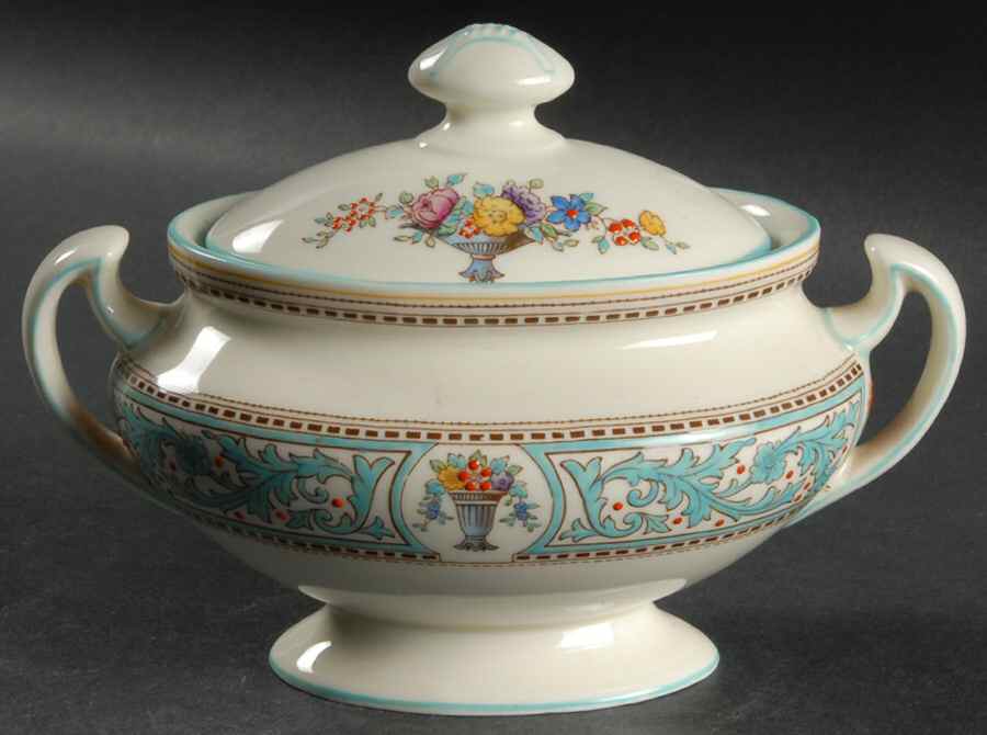 Somerset Sugar Bowl & Lid by Royal Doulton-1