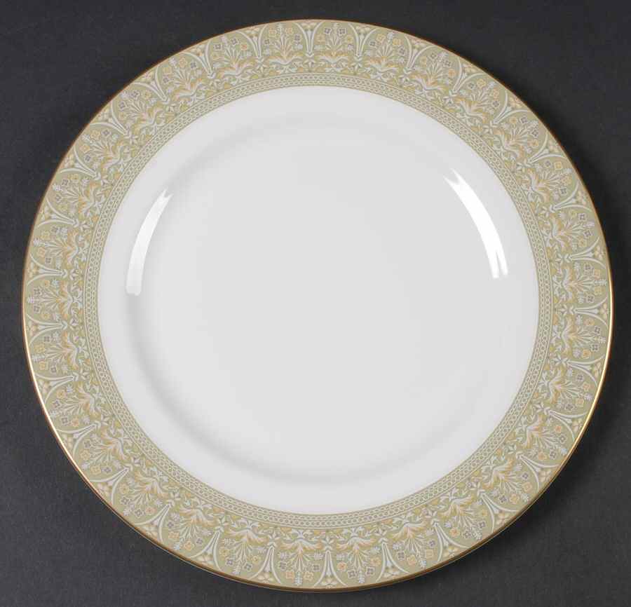 Sonnet (Concord Shape) Luncheon Plate by Royal Doulton-1