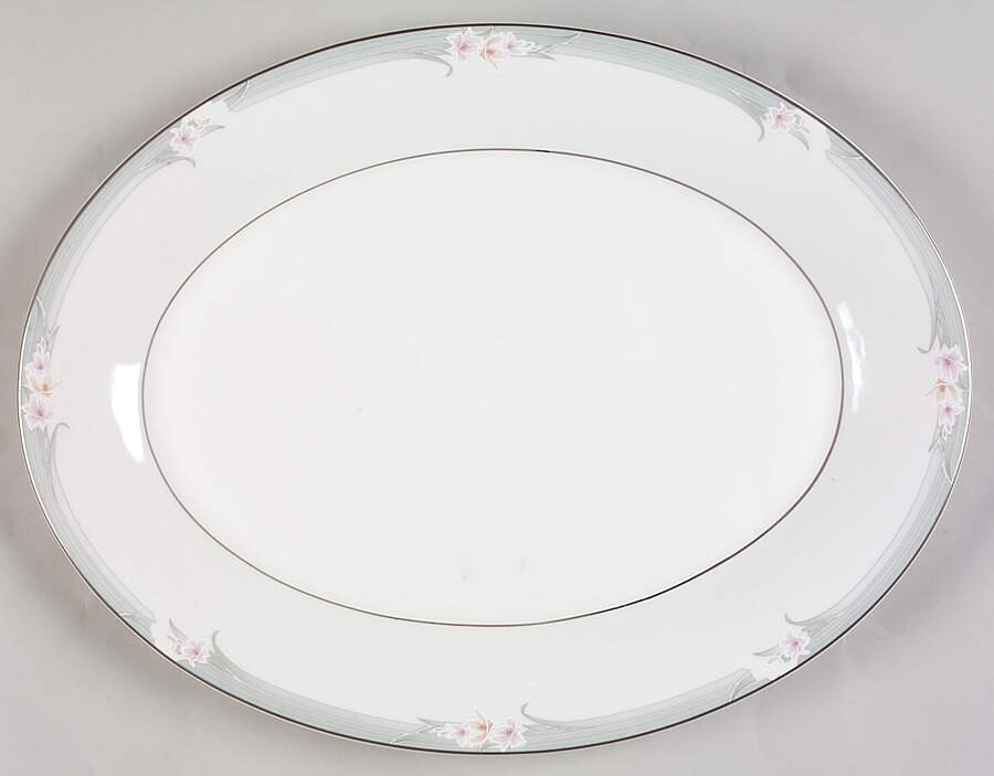 Sophistication 13" Oval Serving Platter by Royal Doulton-1