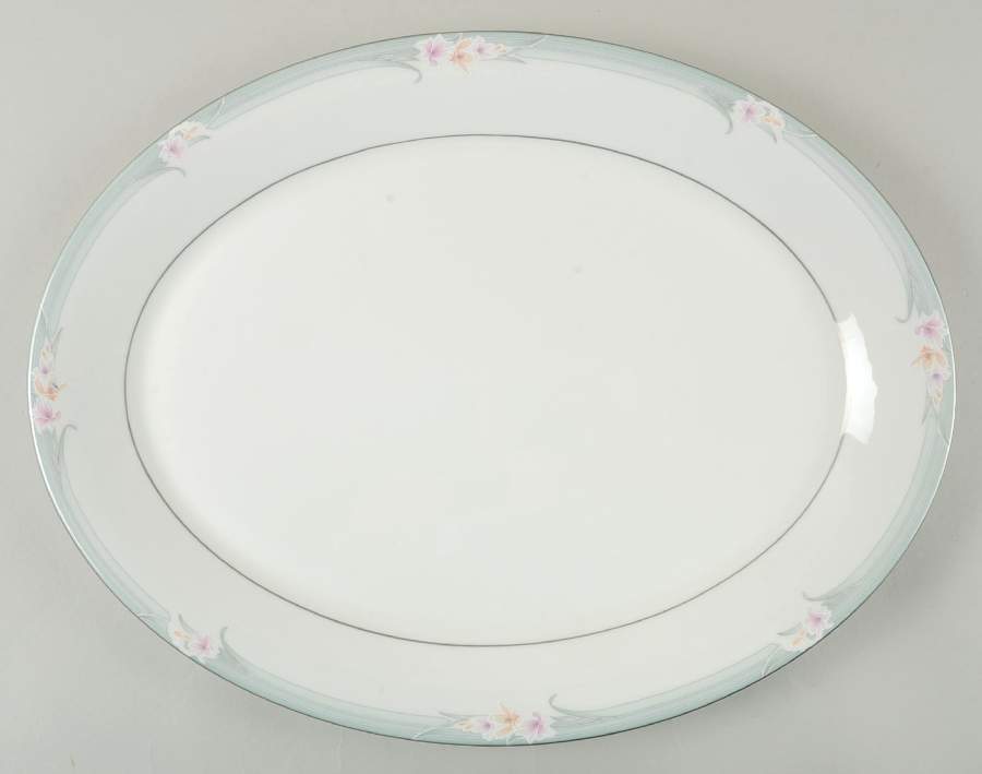 Sophistication 16" Oval Serving Platter by Royal Doulton-1