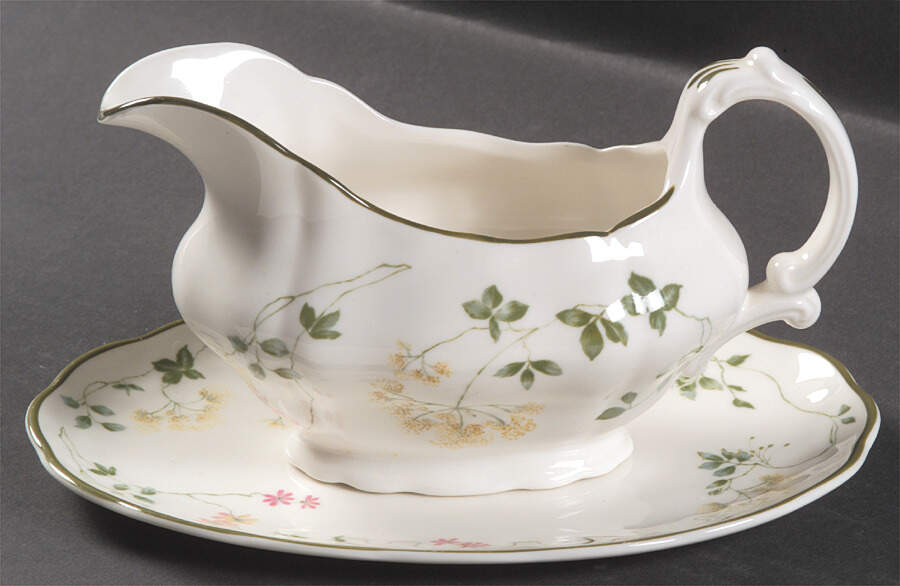 Southdown Gravy Boat & Underplate/Relish by Royal Doulton-1