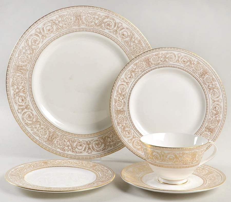 Sovereign (Gold Scroll and Leaf Rim) 5 Piece Place Setting by Royal Doulton-1