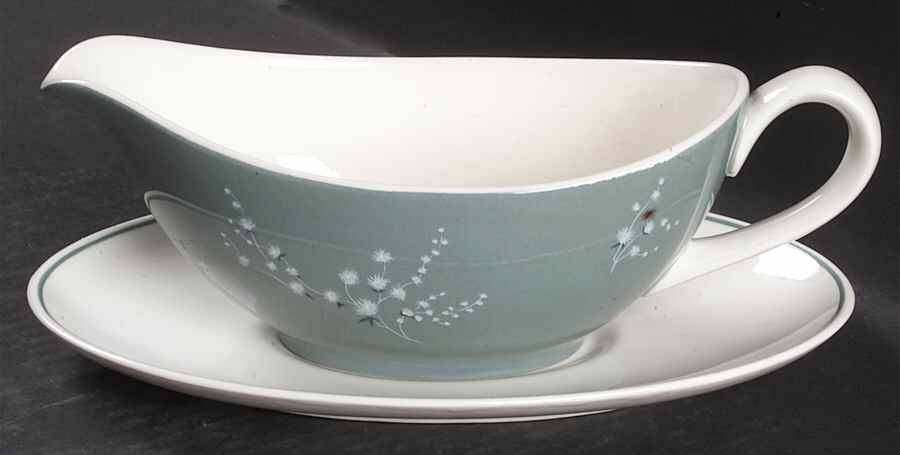 Spindrift Gravy Boat & Underplate by Royal Doulton-1