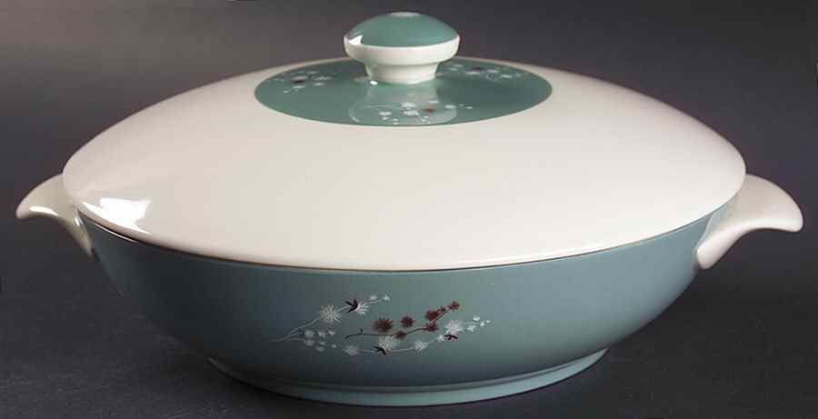 Spindrift Round Covered Vegetable by Royal Doulton-1