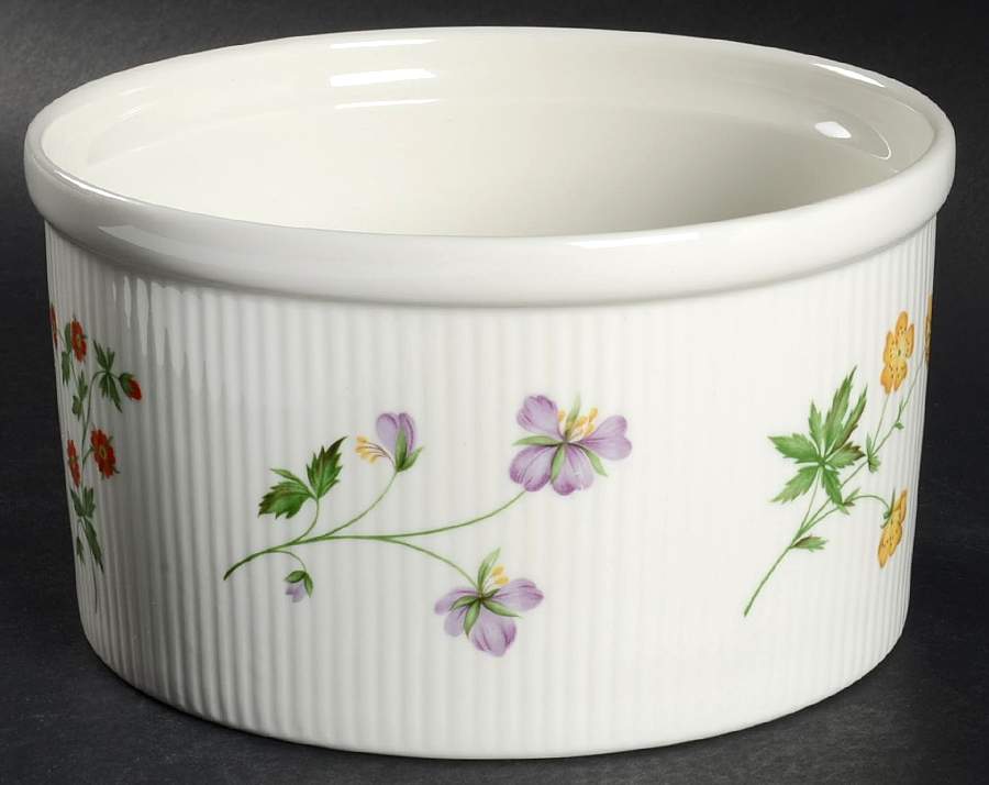 Springtime 6" Souffle by Royal Doulton-1