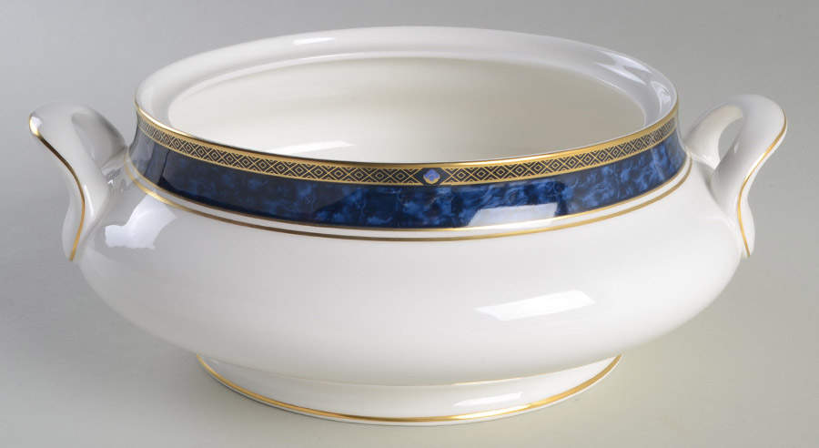 Stanwyck Round Vegetable No Lid by Royal Doulton-1