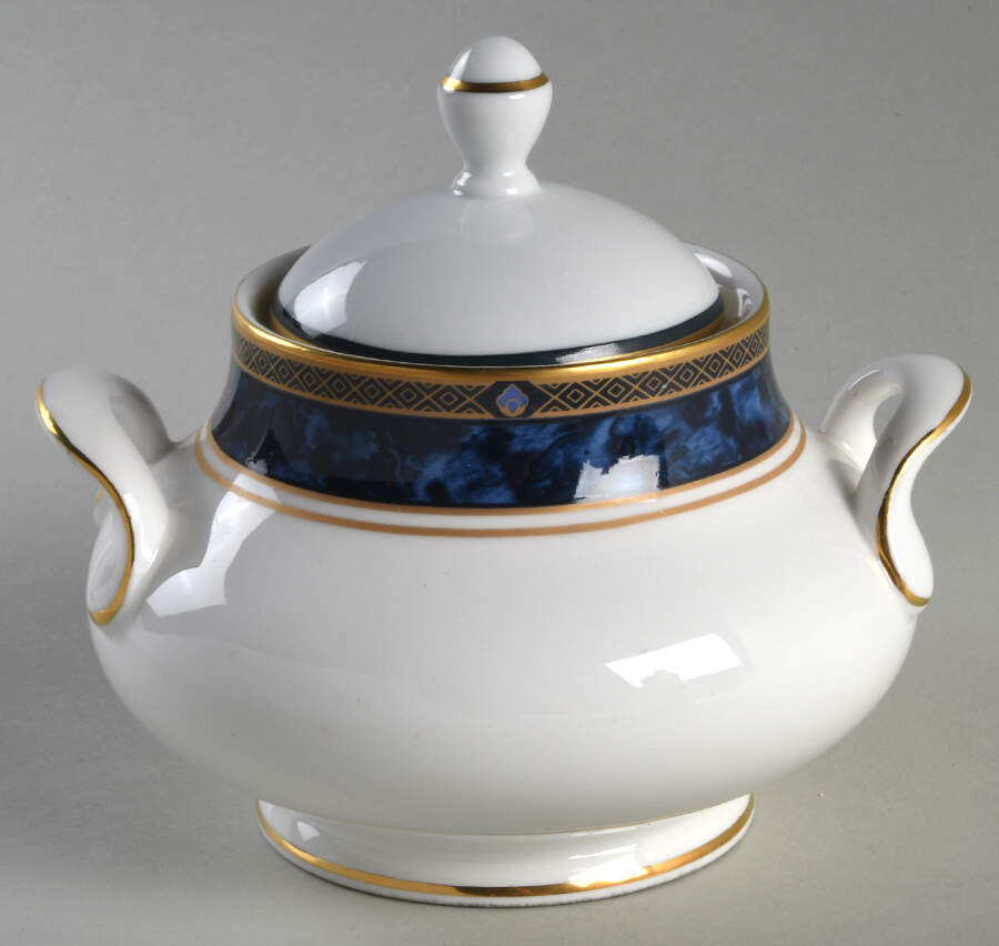 Stanwyck Sugar Bowl & Lid by Royal Doulton-1