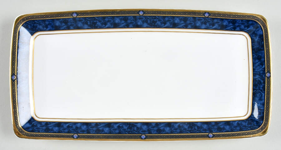 Stanwyck Large Sandwich Tray by Royal Doulton-1