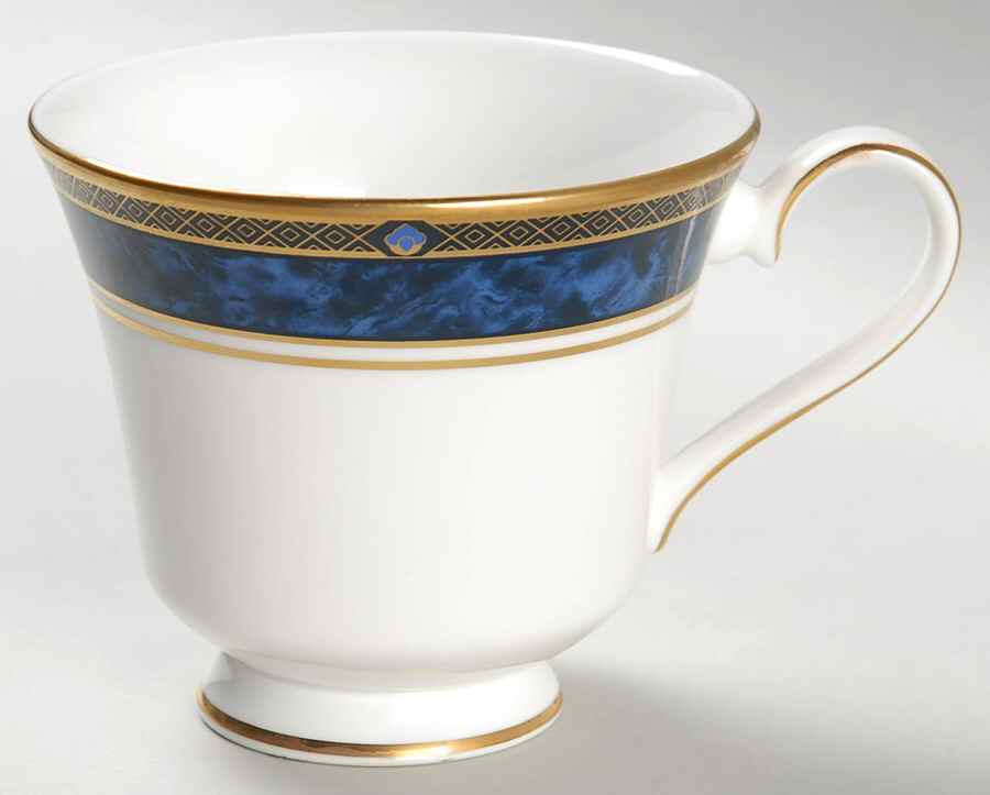 Stanwyck Footed Cup by Royal Doulton-1