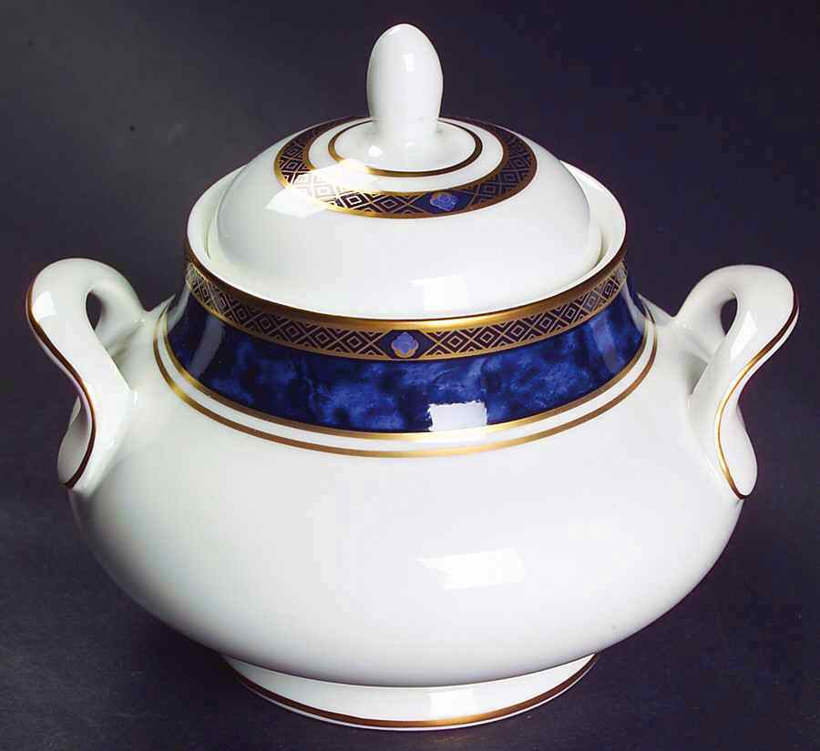 Stanwyck Sugar Bowl & Lid by Royal Doulton-1