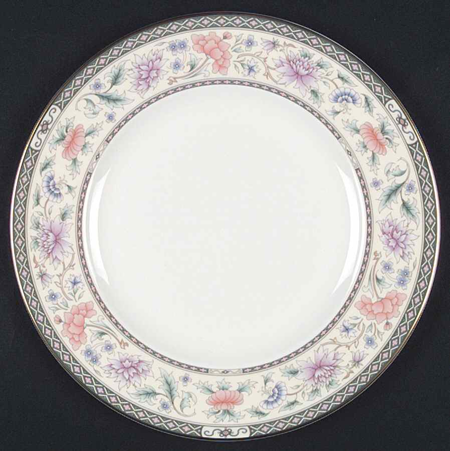 St. Andrew Dinner Plate by Royal Doulton-1