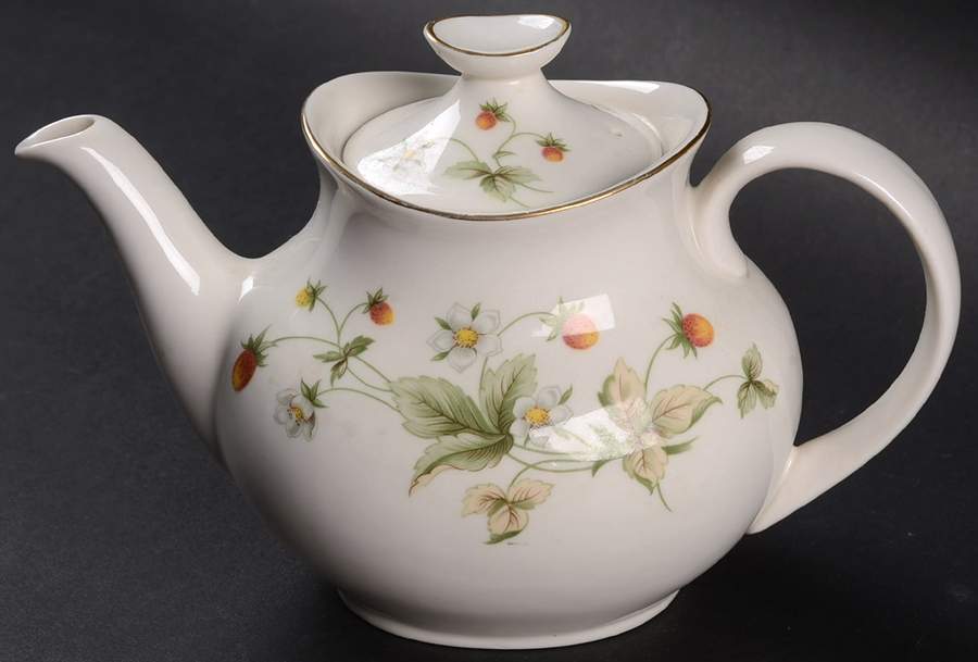 Strawberry Cream Individual Teapot & Lid by Royal Doulton-1