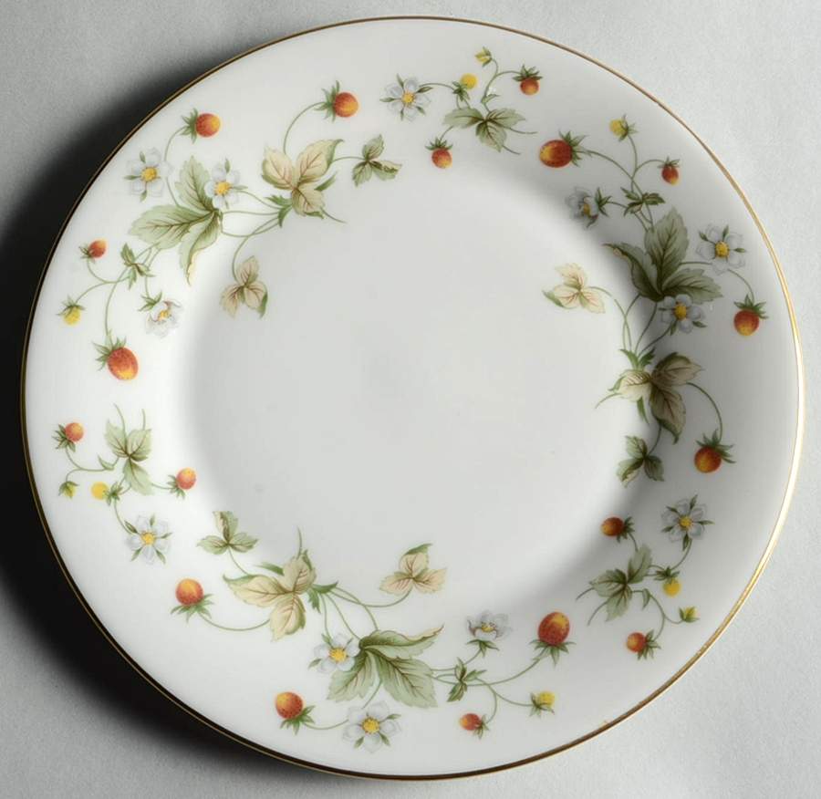 Strawberry Cream Luncheon Plate by Royal Doulton-1
