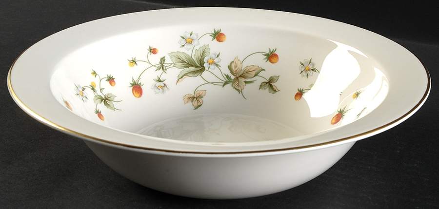 Strawberry Cream Round Vegetable No Lid by Royal Doulton-1