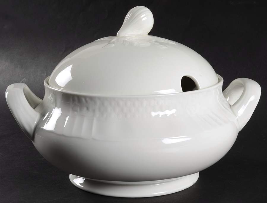 St. Moritz Tureen &  Lid by Royal Doulton-1