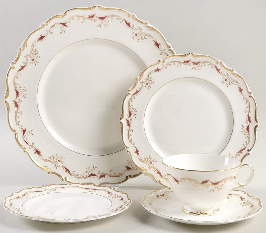 Strasbourg 5 Piece Place Setting by Royal Doulton-1
