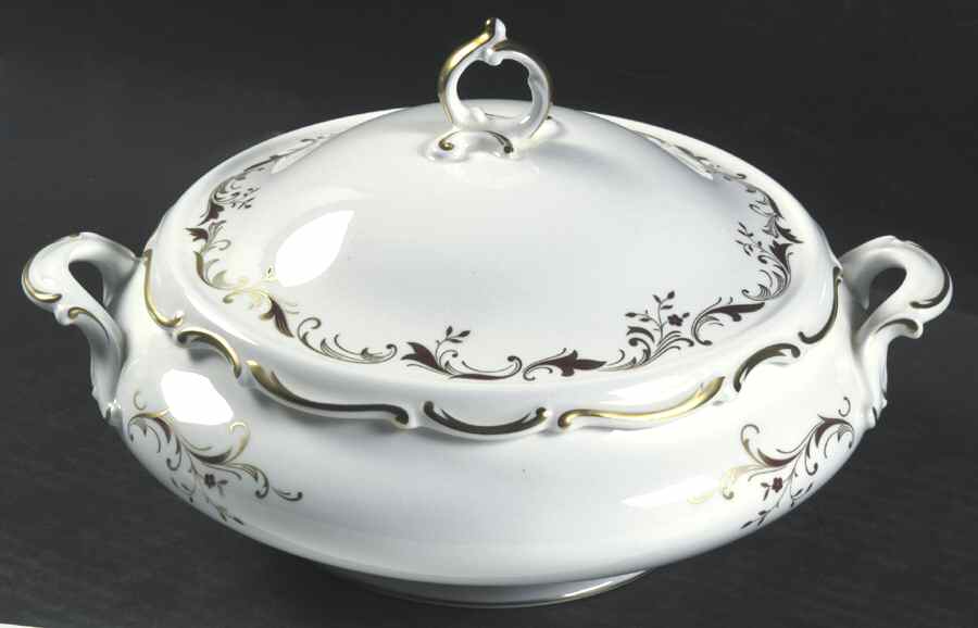 Strasbourg Round Covered Vegetable by Royal Doulton-1